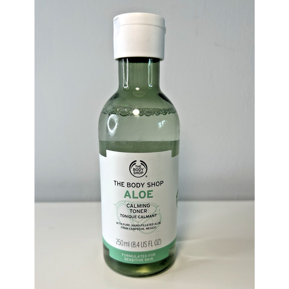 THE BODY SHOP Aloe Calming Toner for SENSITIVE Skin 8.4oz VEGAN US Seller NEW - Picture 2 of 4